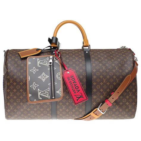 Sacs Louis Vuitton pour Homme 